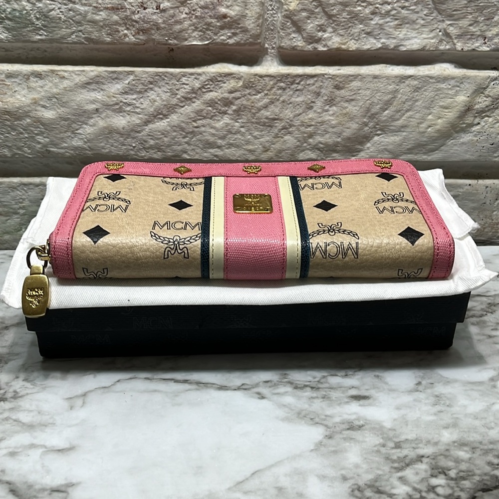 MCM PINK LONG ZIP WALLET. NWOT TAGS. FULL INCLUSION. - Picture 7 of 12